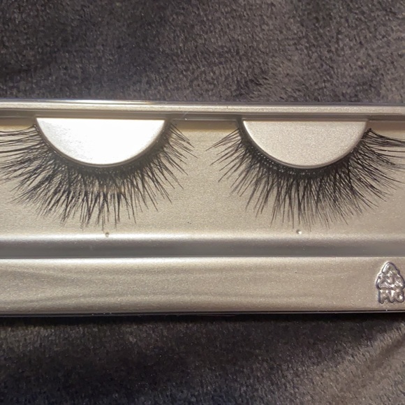 Sephora Mink Wispies Eyelash - Picture 2 of 3